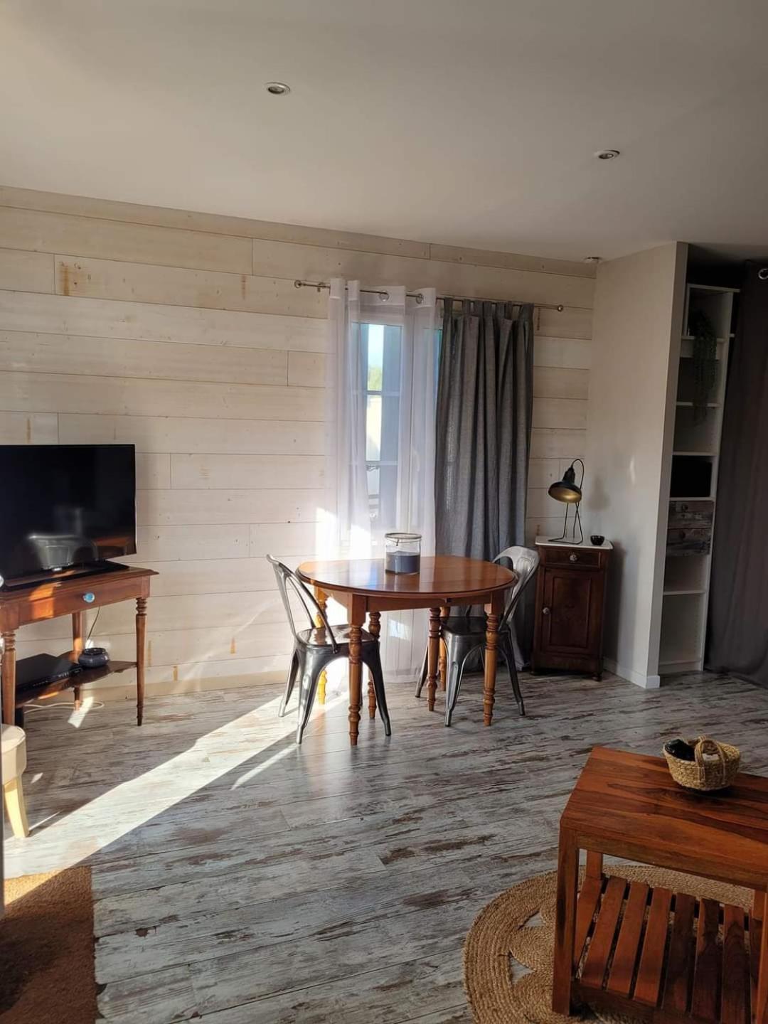Studio Saint-Ouen-d'Aunis Ngoại thất bức ảnh